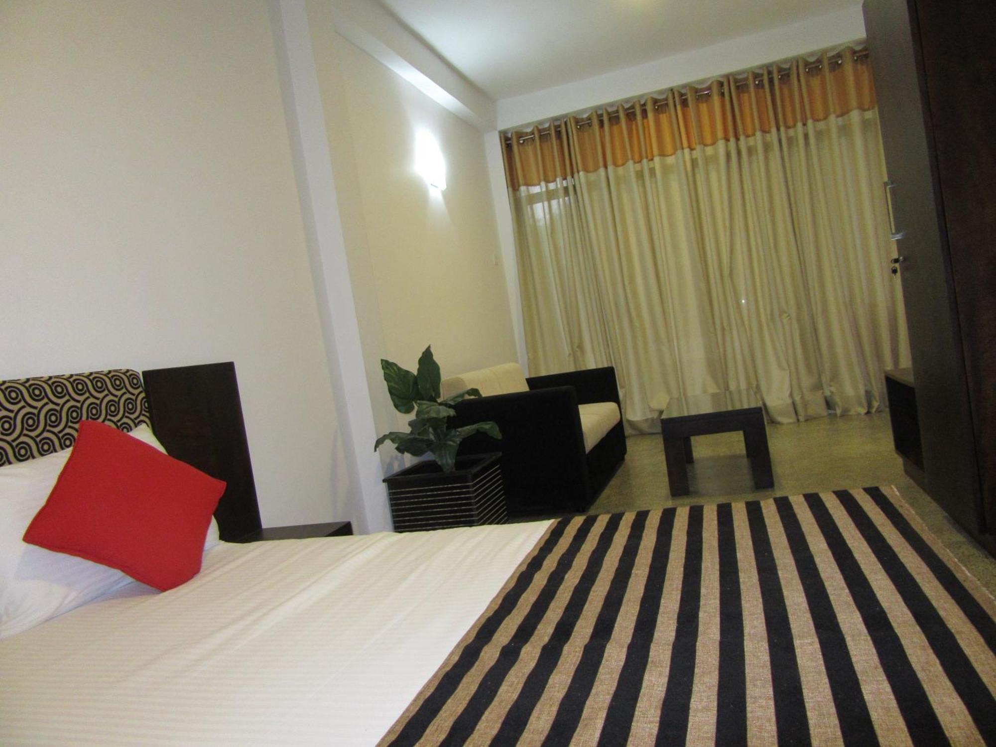 Miridiya Resort Yatiyantota Bagian luar foto